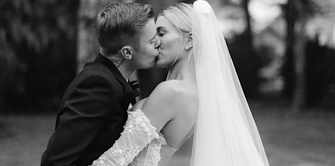 Justin Bieber nhắn lời yêu ngọt ngào với vợ nhân kỷ niệm 2 năm ngày cưới