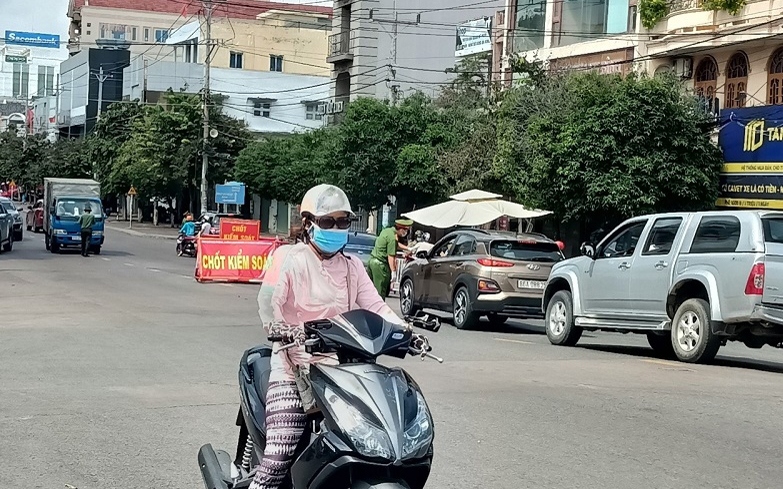 Bình Thuận dừng hết hoạt động các chốt kiểm soát dịch ở Phan Thiết vào ngày 19/10