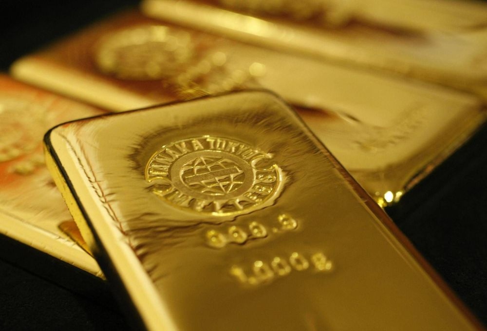 Giá bán vàng SJC cao hơn vàng thế giới gần 9,4 triệu đồng/lượng