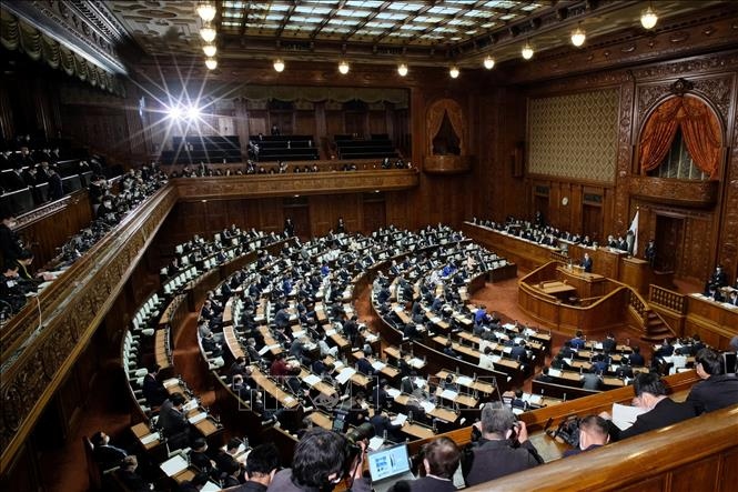 Nhật Bản: Các Đảng đưa ra cương lĩnh vận động tranh cử trước thềm giải tán Hạ viện