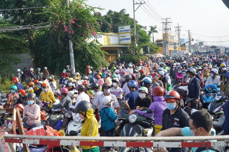 TP.HCM đề nghị khẩn các địa phương hỗ trợ người dân lưu thông