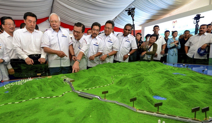 Vì sao nhiều dự án Vành đai và Con đường của Trung Quốc tại Malaysia bị khai tử?