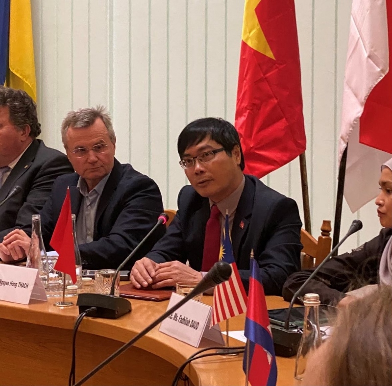 Khai trương Trung tâm Nghiên cứu các nước ASEAN tại Ukraine