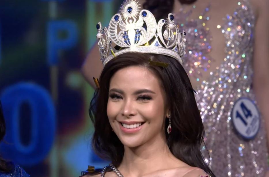 Miss World Philippines 2021: Hoa hậu 2 lần vấp ngã - Á hậu từ bỏ danh hiệu