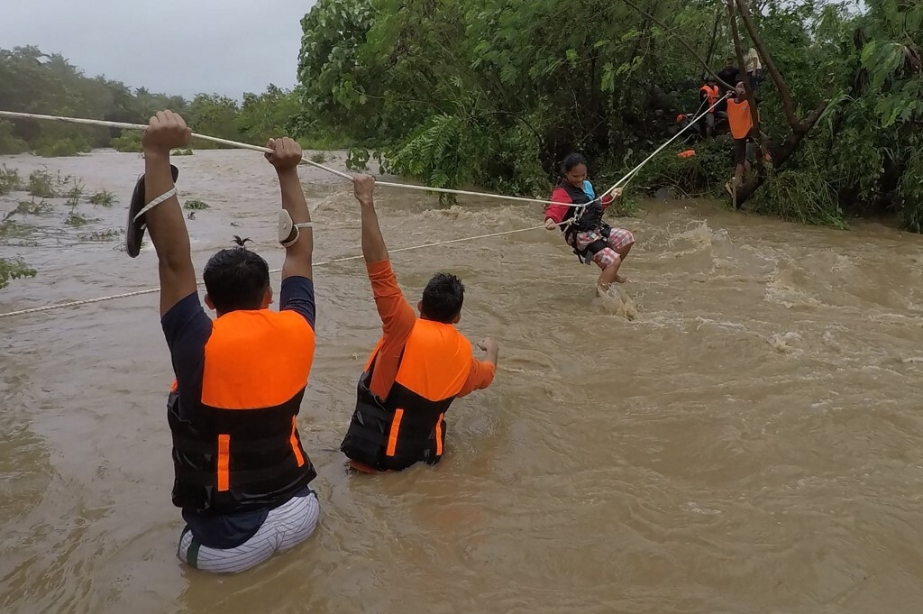 Bão Kompasu gây thiệt hại nặng nề ở Philippines