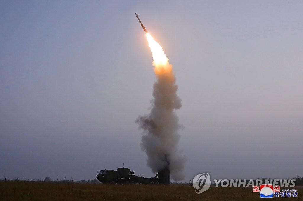Triều Tiên xác nhận thử tên lửa phòng không kiểu mới nhanh hơn, xa hơn và chính xác hơn