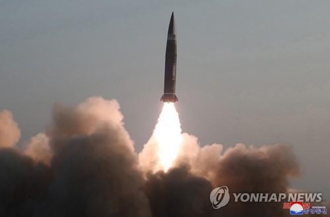 Nhật Bản và Hàn Quốc: Triều Tiên phóng ít nhất một tên lửa đạn đạo