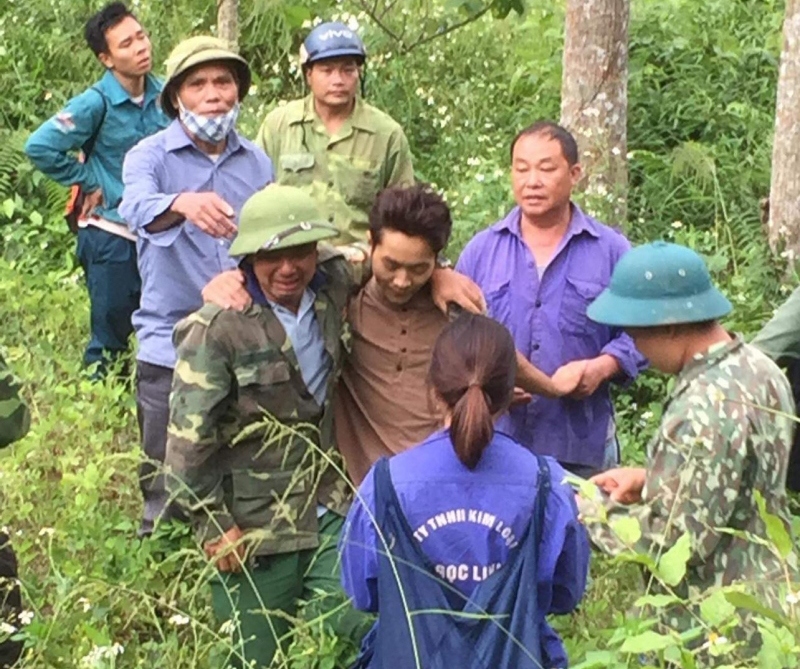 Nam thanh niên bỏ trốn lên rừng sau va chạm giao thông