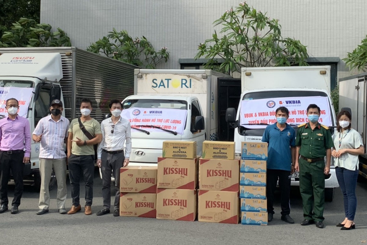 Doanh nhân Việt tại Hàn Quốc và Anh “bắt tay” hỗ trợ trong nước chống dịch Covid-19