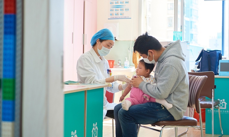 Cơ quan y tế Trung Quốc cảnh báo nguy cơ “cúm chồng Covid-19”