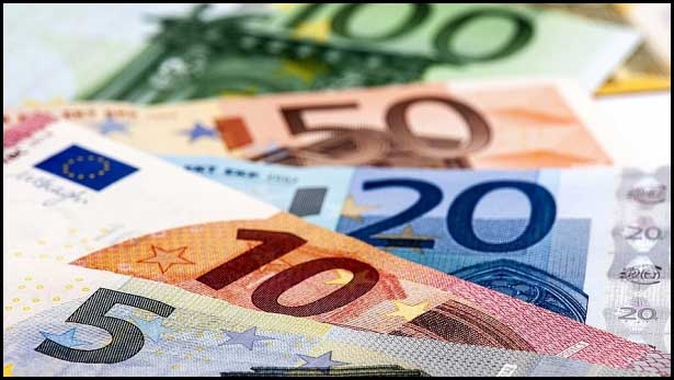 Pháp chi gần 4 tỷ euro hỗ trợ người dân vì giá nhiên liệu tăng cao