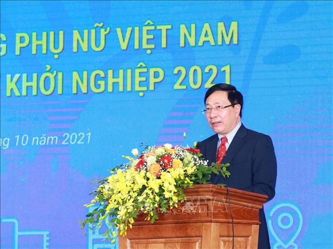 Phó Thủ tướng Phạm Bình Minh dự Lễ trao giải thưởng Phụ nữ Việt Nam