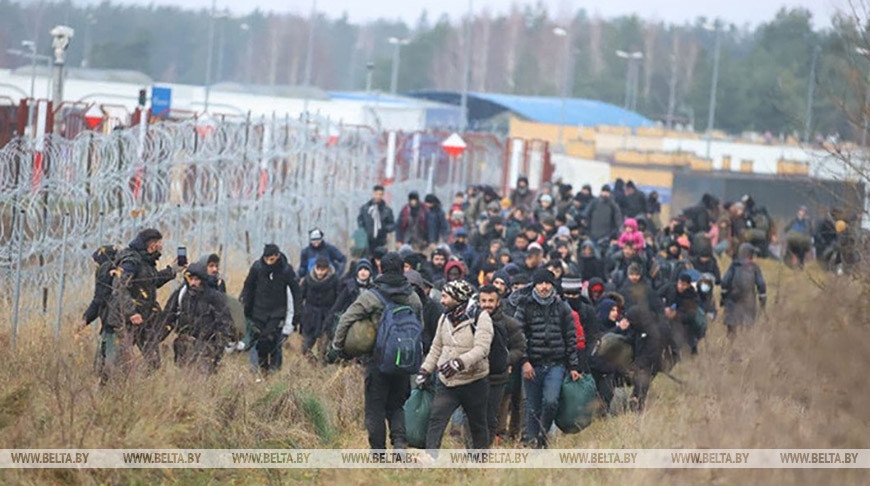 Nga sẵn sàng giúp giải quyết cuộc khủng hoảng di cư ở biên giới Belarus và EU