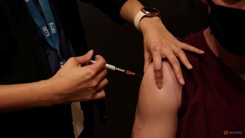 Australia: Người không tiêm vaccine Covid-19 có nguy cơ tử vong cao gấp 16 lần