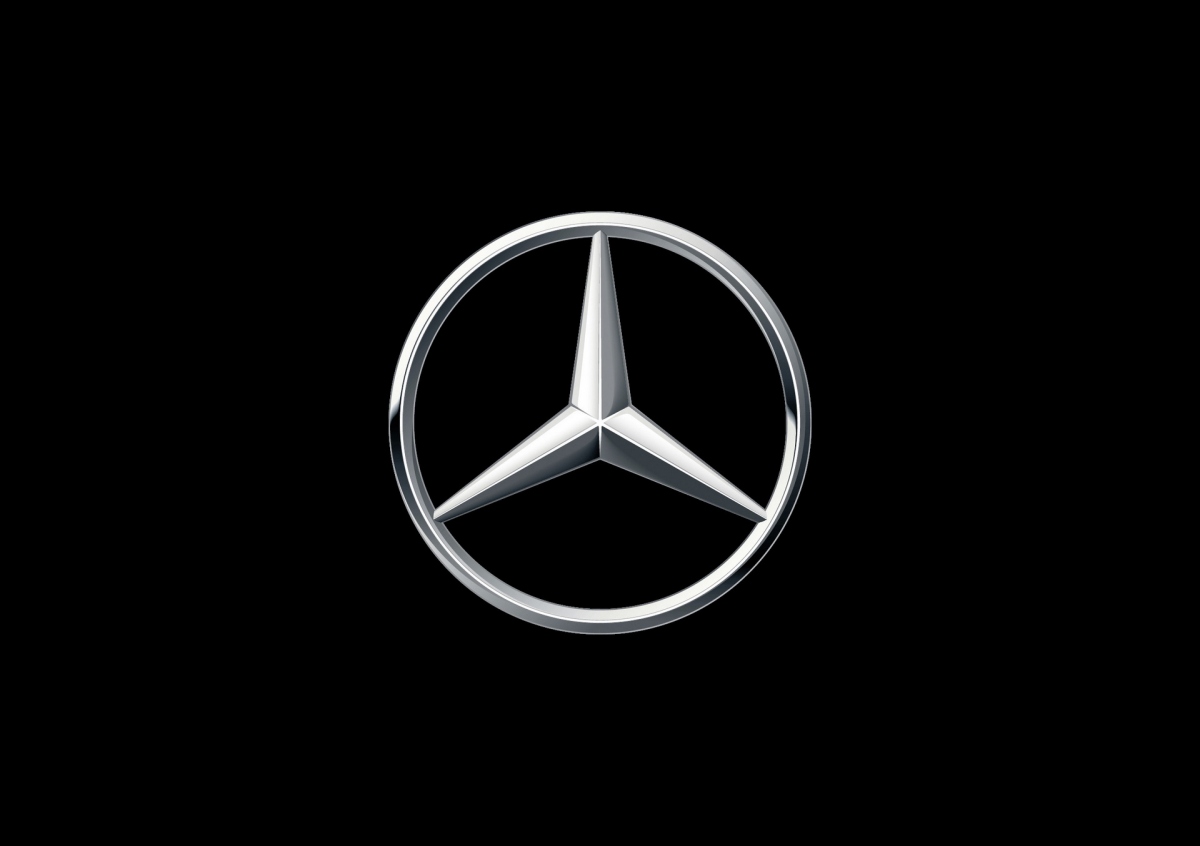 Mercedes-Benz kỉ niệm 100 năm ra mắt logo "Ngôi sao ba cánh"