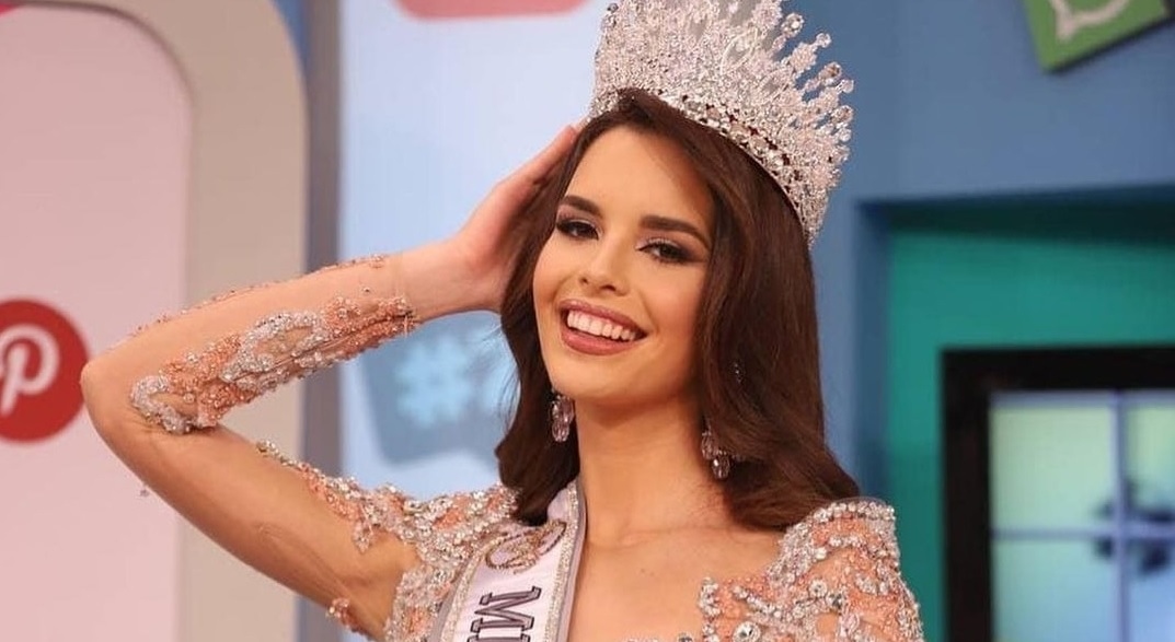 Nhan sắc kiều diễm của nhà thiết kế thời trang đăng quang Hoa hậu Venezuela 2021