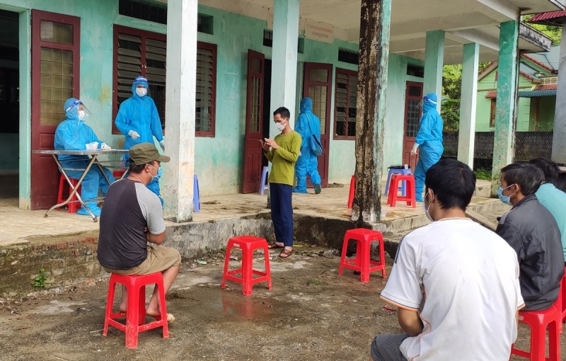 Hai học sinh ở Bản Giang (Lai Châu) dương tính với virus SARS-CoV-2