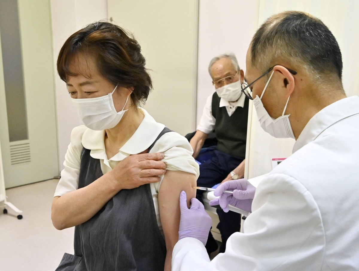 Nhật Bản là nước có tỷ lệ tiêm vaccine Covid-19 cao nhất trong nhóm G7