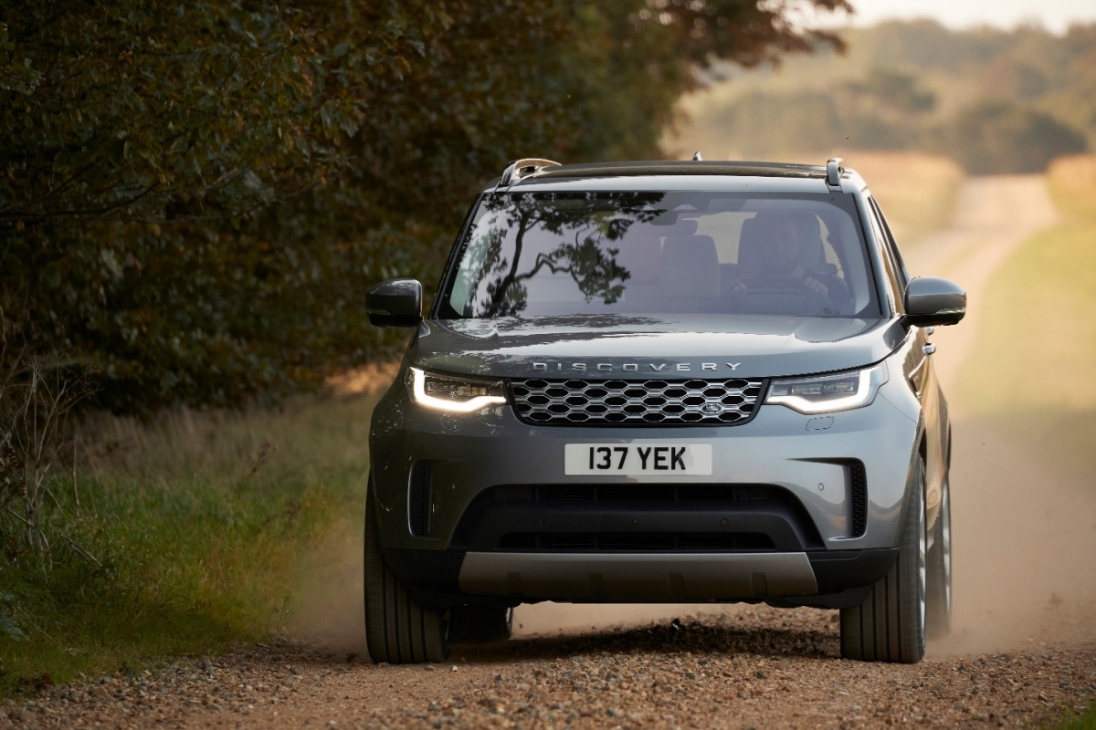 Lý do nào khiến Land Rover Discovery là lựa chọn lý tưởng dành cho gia đình?