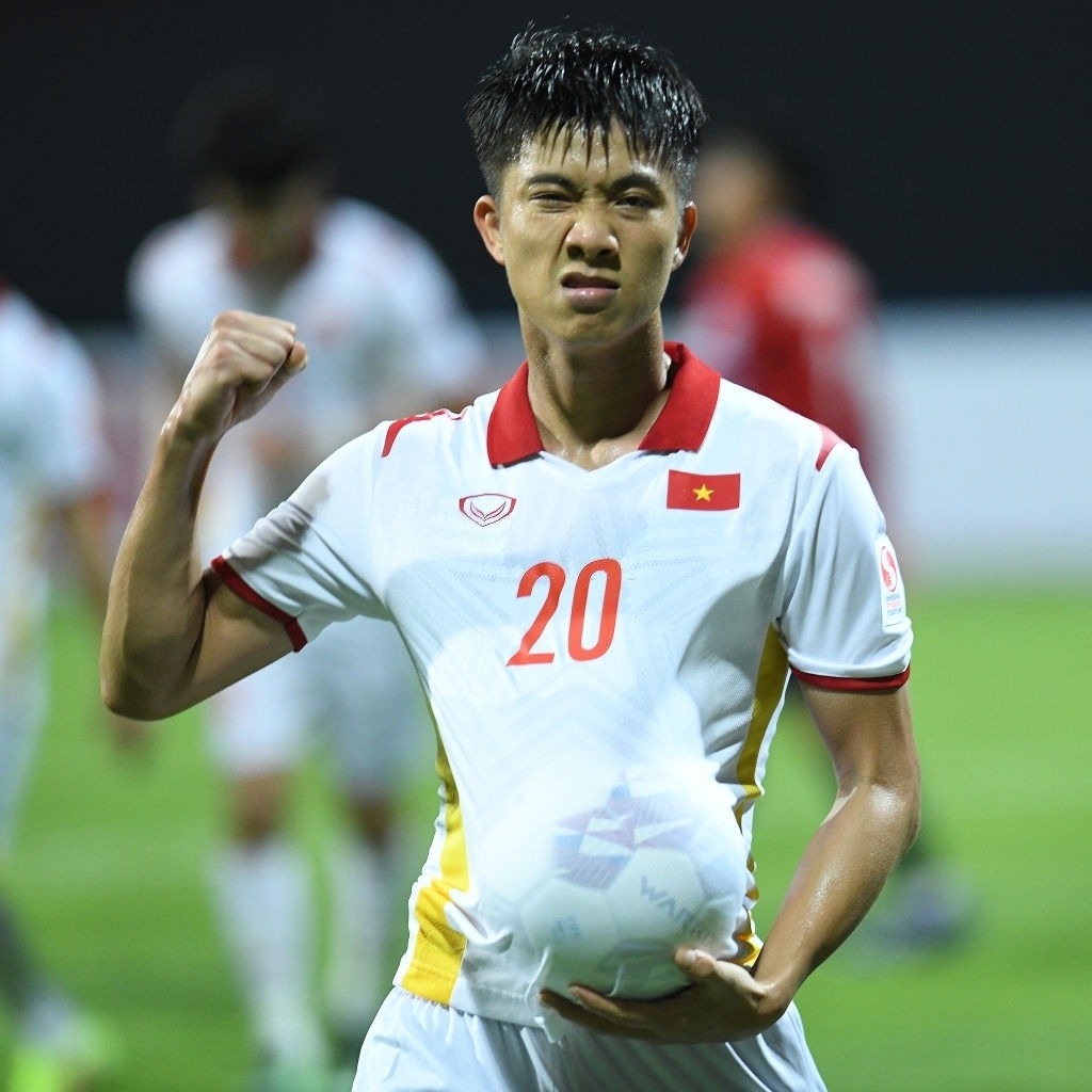 Toàn cảnh ĐT Việt Nam 2-0 ĐT Lào: Phan Văn Đức tỏa sáng, ĐKVĐ AFF Cup khởi đầu thuận lợi