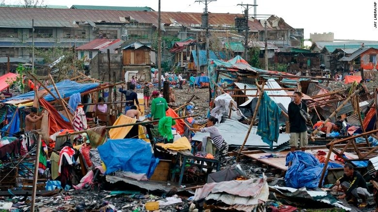 “Siêu bão” RAI gây thiệt hại lớn tại Philippines