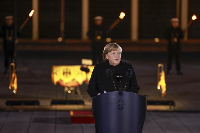 Đức tổ chức đại quân lễ trang trọng chia tay Thủ tướng Angela Merkel