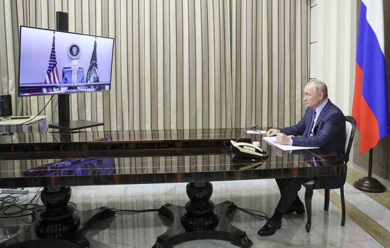 Tổng thống Putin: “Không nên đổ trách nhiệm lên vai Nga xung quanh tình hình Ukraine”