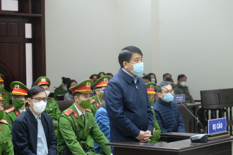 Bị cáo Nguyễn Đức Chung đối chất, phủ nhận lời khai của cấp dưới