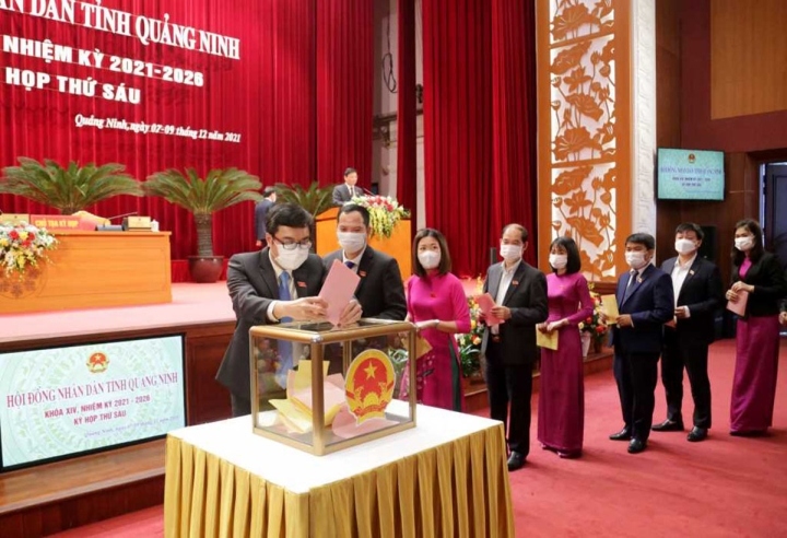 Bãi nhiệm tư cách đại biểu HĐND tỉnh Quảng Ninh của ông Lê Hùng Sơn