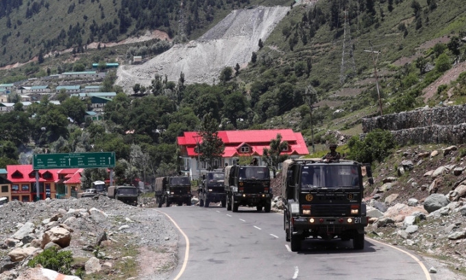 Chạy đua quân sự hóa biên giới tranh chấp Trung-Ấn: Nguy cơ xung đột gia tăng