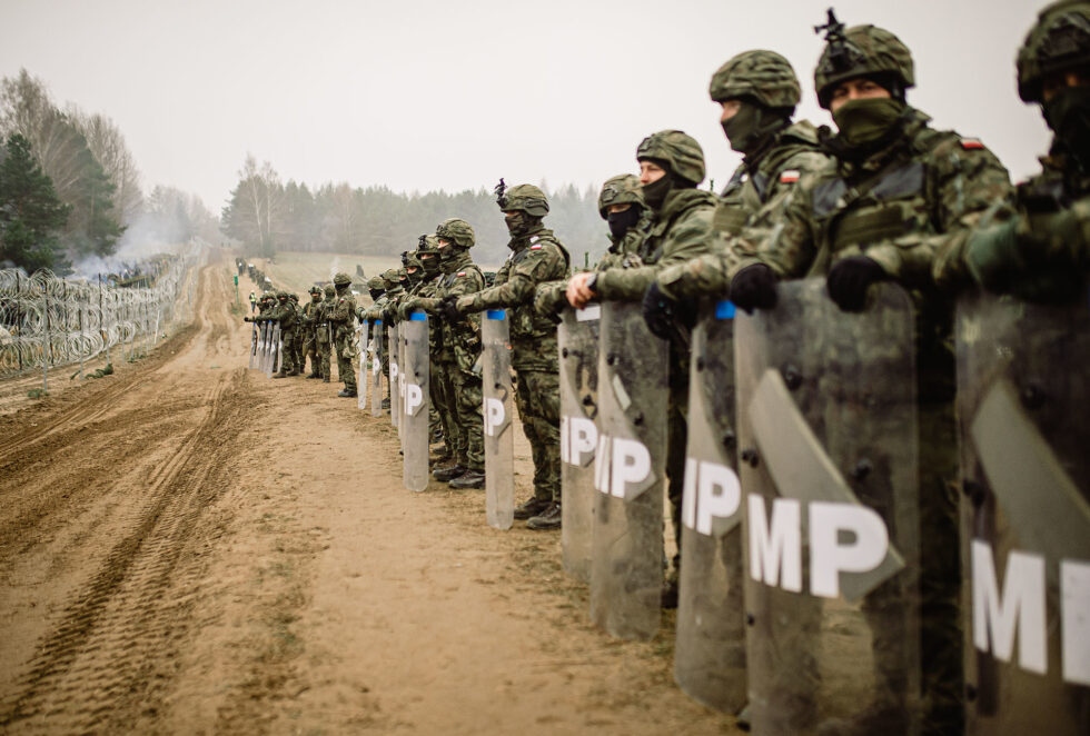 Tổng thống Ba Lan ký ban hành luật sửa đổi bảo vệ biên giới