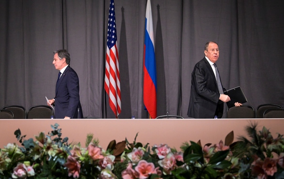Ngoại trưởng Nga - Mỹ đấu khẩu về tình hình Ukraine