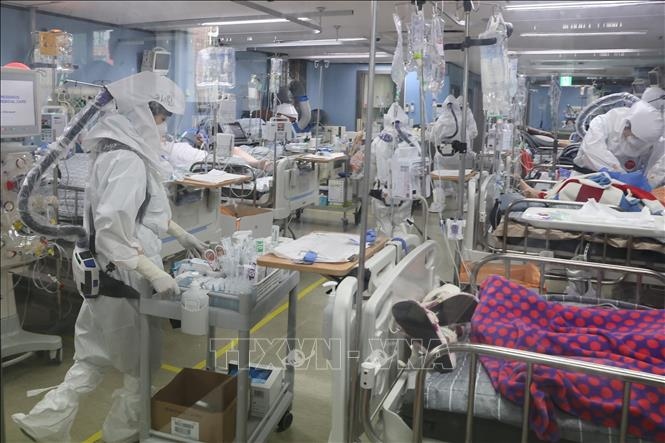 Ca nhiễm Covid-19 nặng và tử vong tại Hàn Quốc tăng kỷ lục