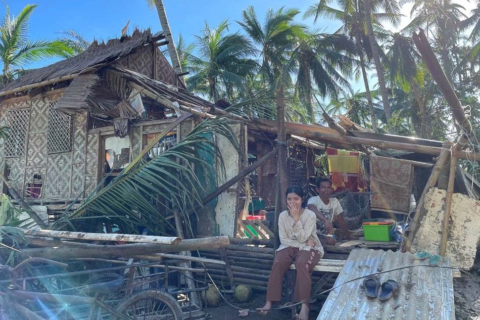 Philippines đối mặt “thảm họa kép”: Siêu bão Rai và nguy cơ bùng phát Covid-19