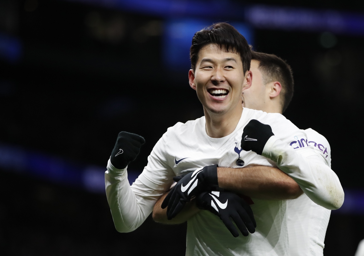 Son Heung Min lập công, Tottenham áp sát top 4 Premier League