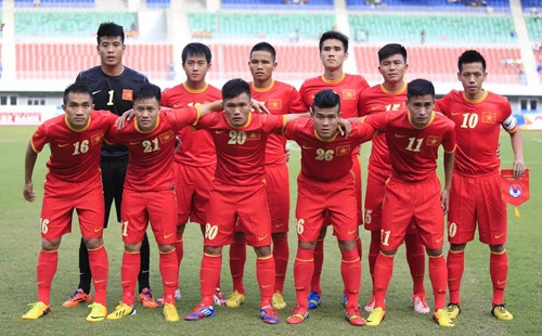 Ngày này năm xưa: Bóng đá Việt Nam “khóc hận” trước Singapore