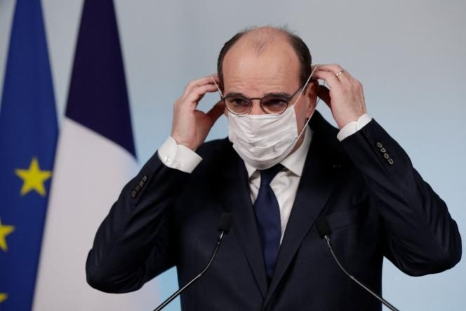 Pháp ngăn tập trung đông người, ban hành “thẻ vaccine” để chống Covid-19