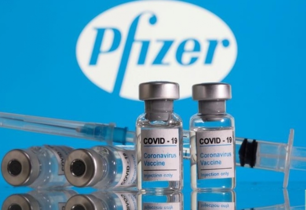 CDC Mỹ cho phép tiêm mũi tăng cường vaccine Pfizer cho thanh thiếu niên