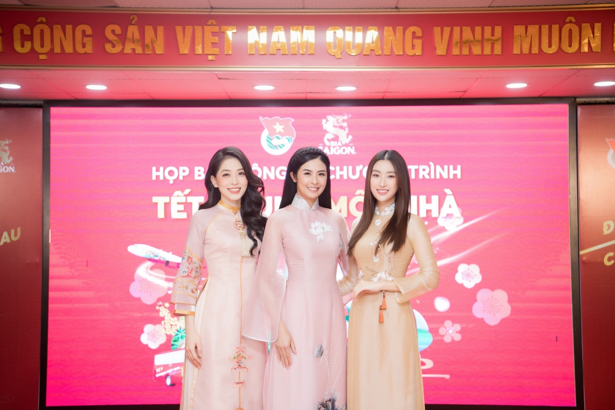Hoa hậu Đỗ Mỹ Linh đọ dáng với Ngọc Hân, Phương Nga sau clip "hất tay" Đỗ Thị Hà