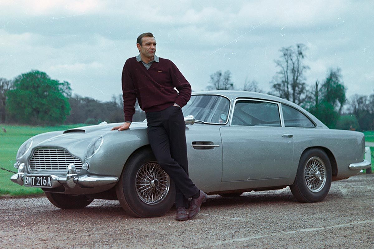 Điểm lại những siêu xe kinh điển từng xuất hiện trong thương hiệu James Bond