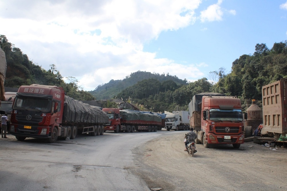 Ùn ứ nông sản tại cửa khẩu, Lào tìm giải pháp cho xuất khẩu hàng hóa sang Trung Quốc