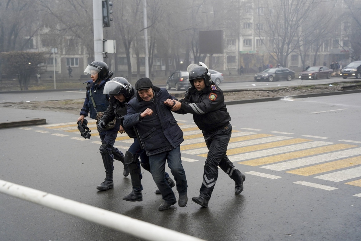 Tổng thống Kazakhstan tuyên bố bạo loạn đã được dẹp yên