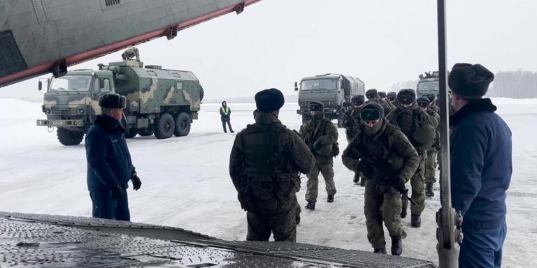 Bất ổn tại Kazakhstan liệu có khiến Nga chuyển hướng kế hoạch ở Ukraine?
