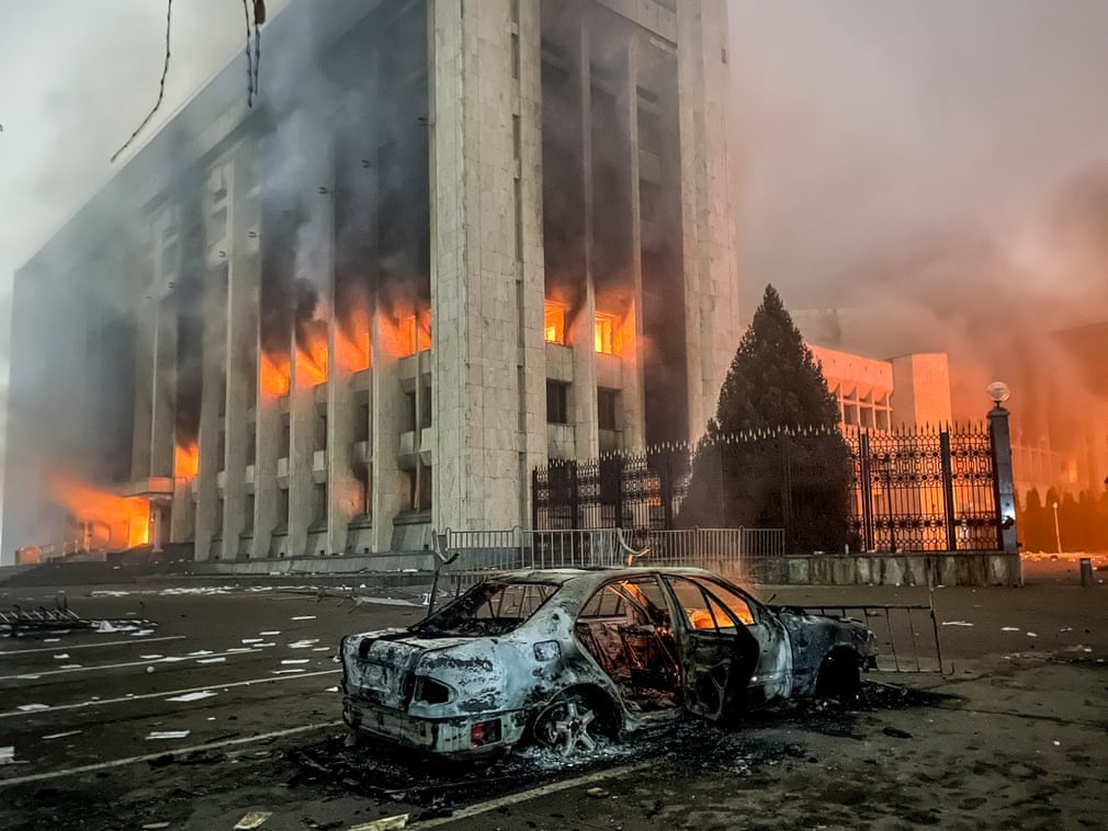 Toàn cảnh biểu tình ở Kazakhstan khiến Tổng thống phải ban bố tình trạng khẩn cấp