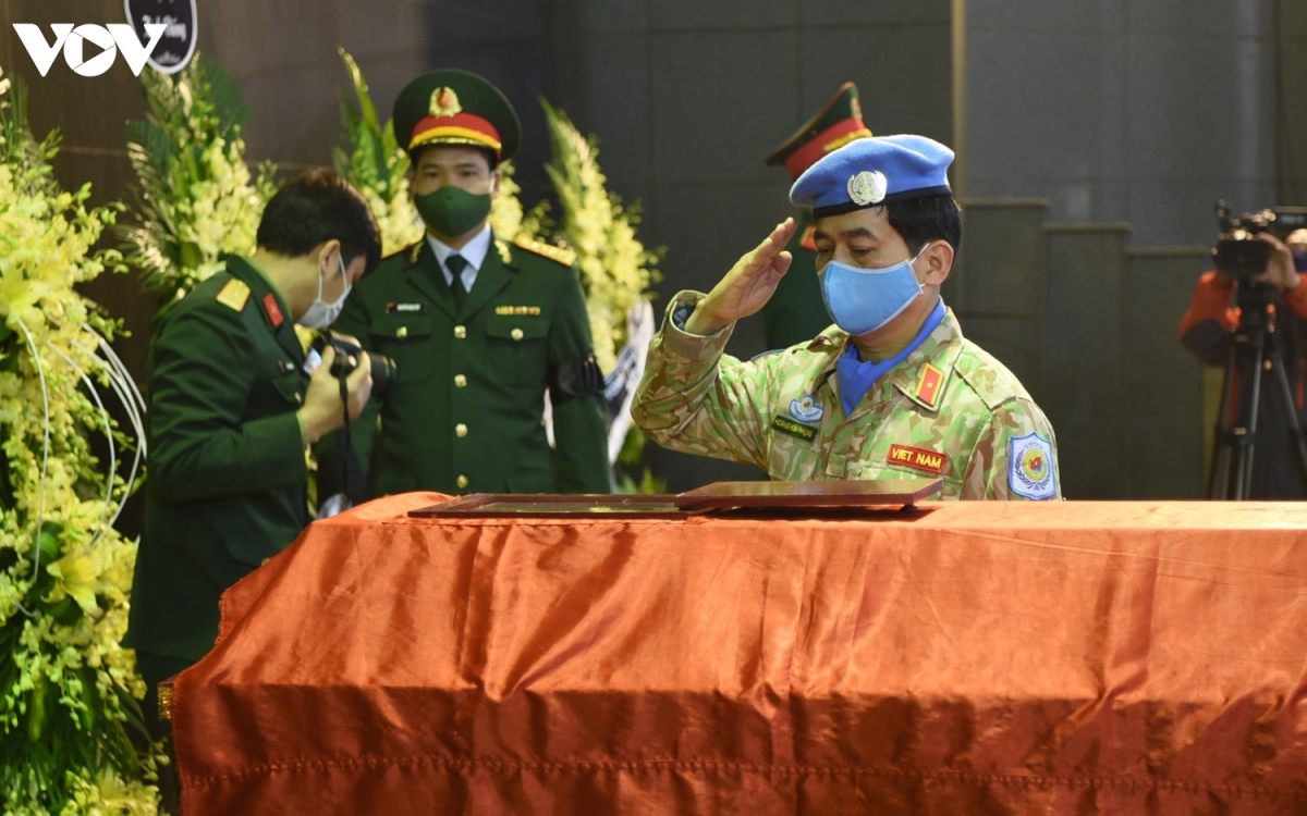 Clip: Tiếc thương liệt sĩ Đỗ Anh hy sinh khi làm nhiệm vụ gìn giữ hòa bình LHQ