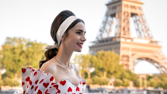 “Emily in Paris” sẽ có thêm mùa 3 và 4 trên Netflix