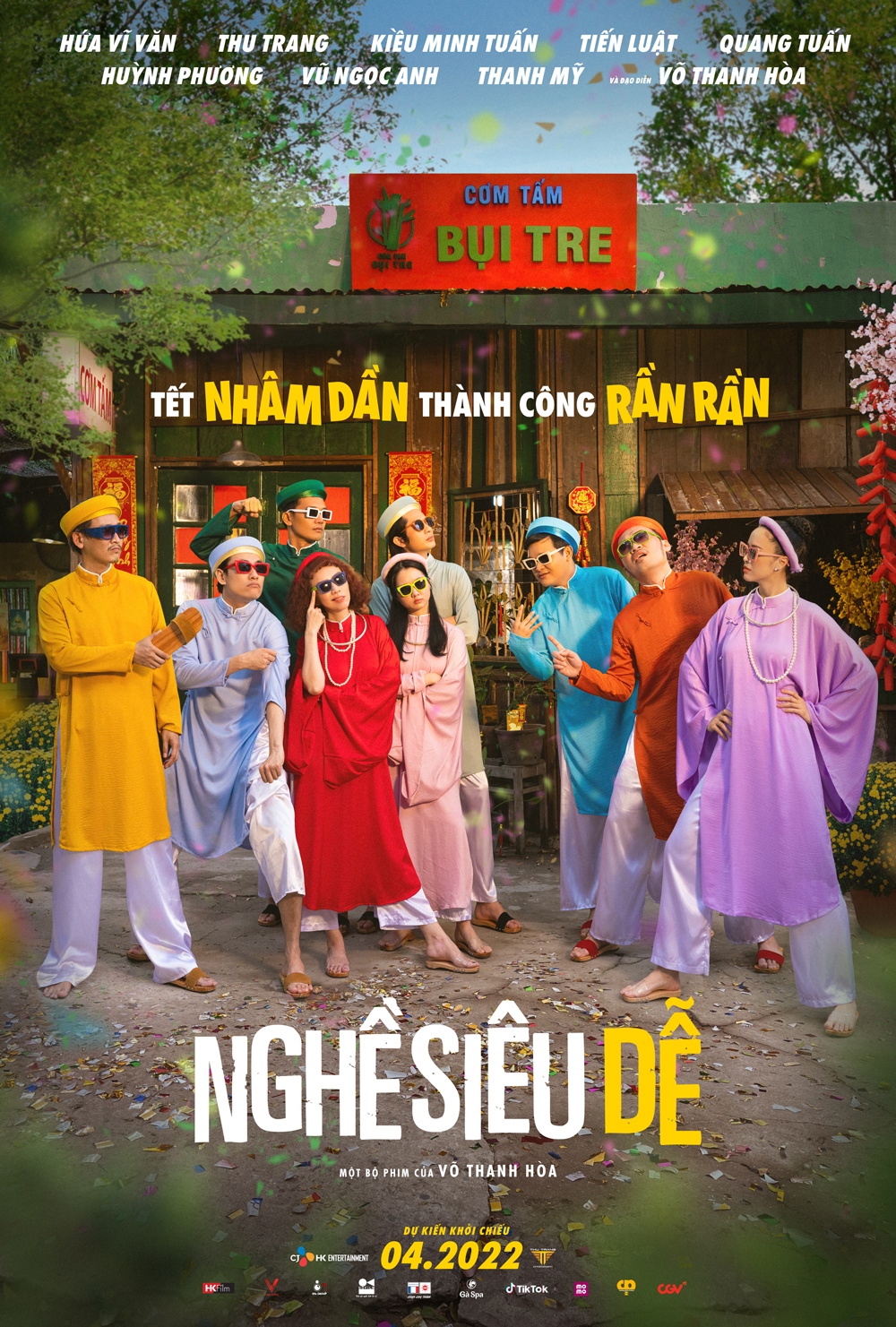 Thu Trang, Kiều Minh Tuấn mặc áo dài, tạo dáng cực ngầu trong poster "Nghề siêu dễ"