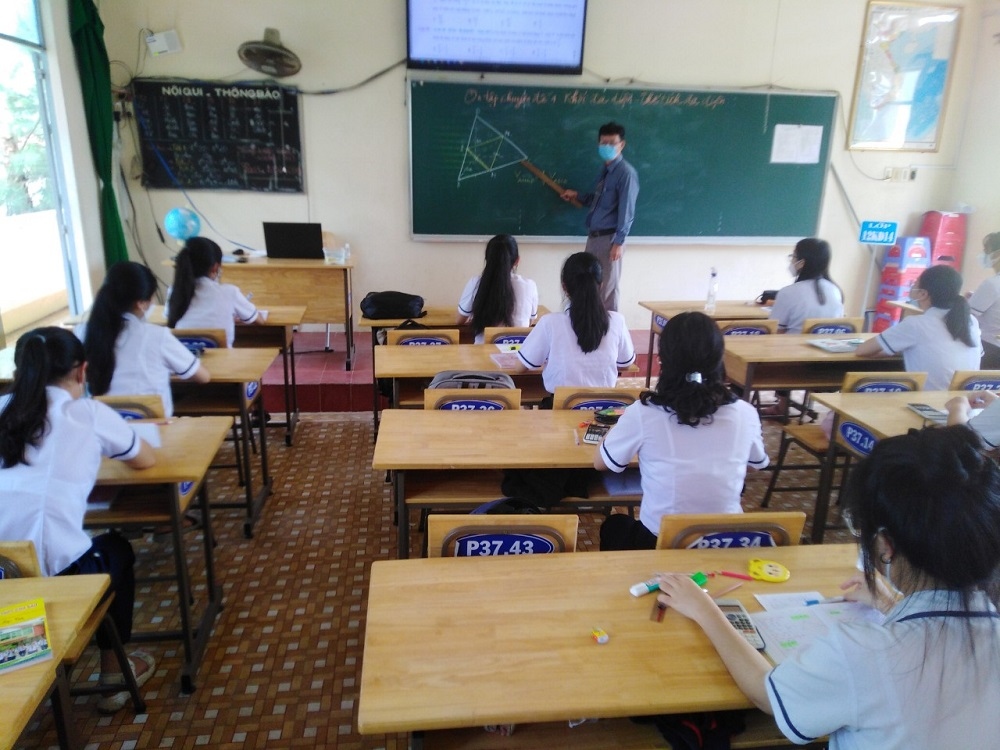 Ngày 21/2 tiếp tục có nhiều khối lớp ở Tiền Giang đến trường học trực tiếp