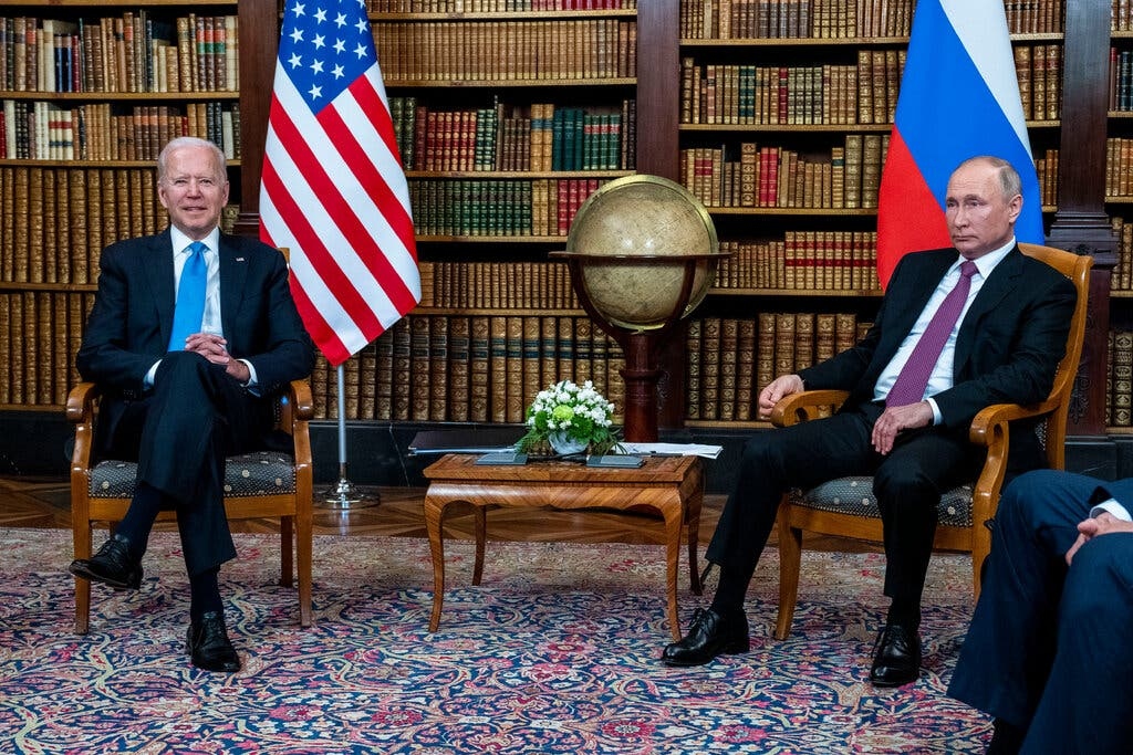 Chiến lược ngăn chặn 2.0 của ông Biden với Nga khi ác mộng sau 8 thập kỷ thành sự thật