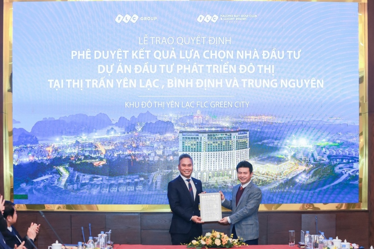 Trao quyết định trúng thầu cho FLC tại dự án Khu đô thị Yên Lạc Green City Vĩnh Phúc